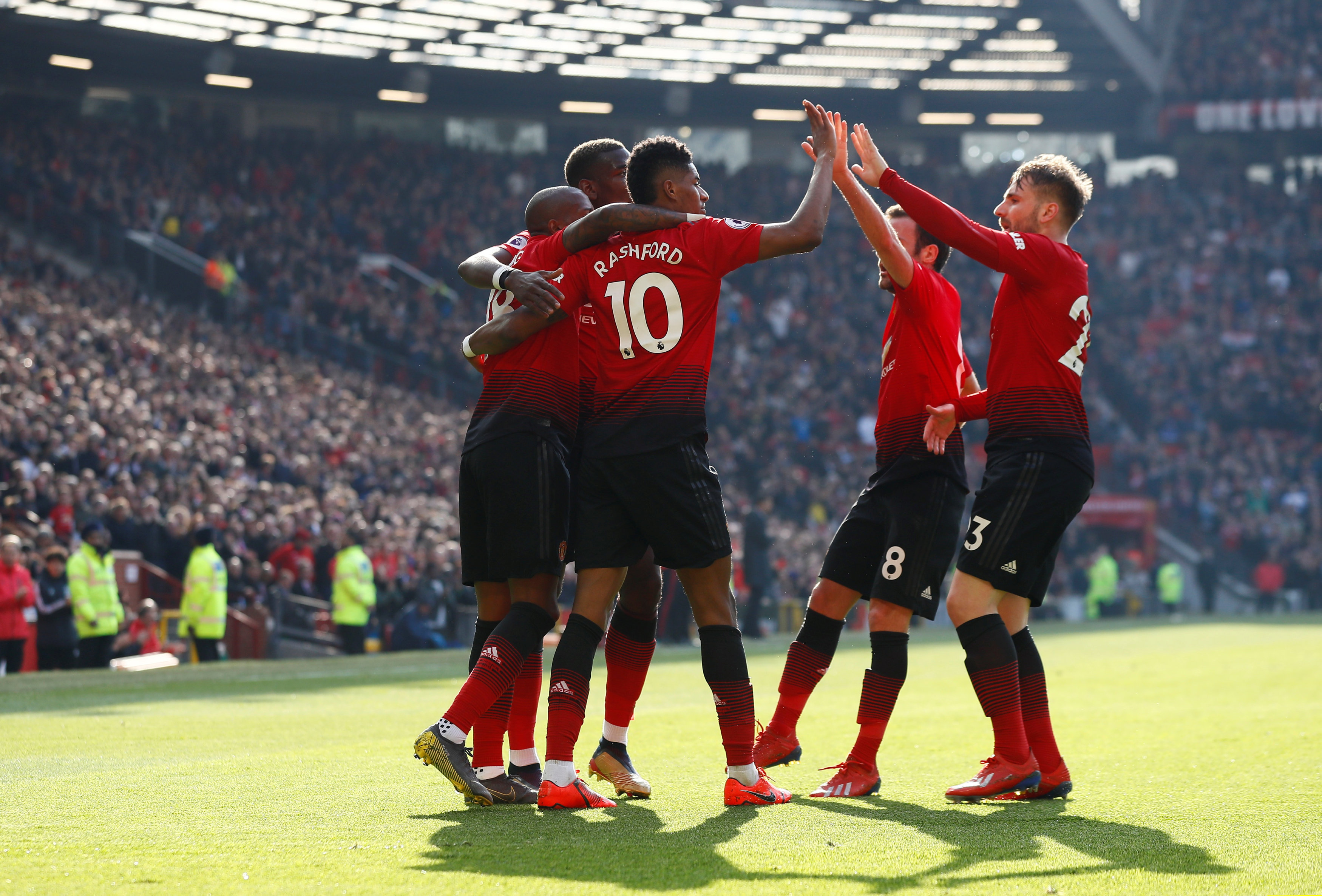 闻的背后 闻的背后